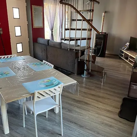 « Le Temps D'un Instant » Dependance